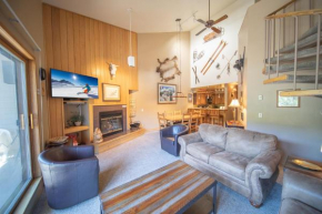 Ski Run 302 by SummitCove Lodging